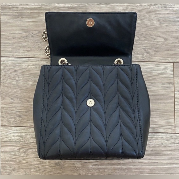 Kate Spade Brayden Briar Lane Quilted Black Leather Backpack Crossbody EUC $498 - Picture 4 of 16